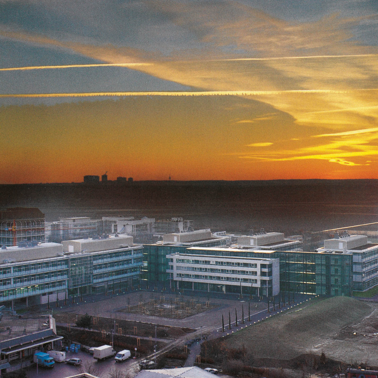Luftbild Neue Chemie Sonnenuntergang